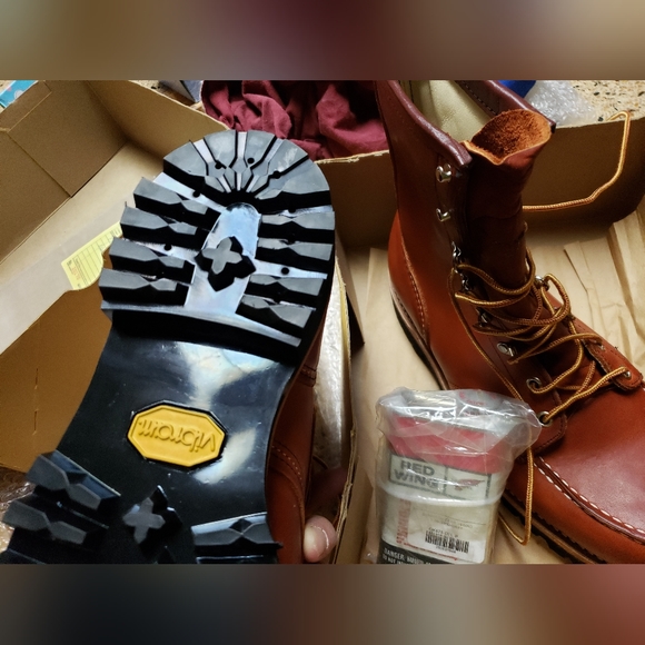 BNIB Red Wing Irish Setter Vintage New Old Stock 8" mocs - Picture 6 of 12